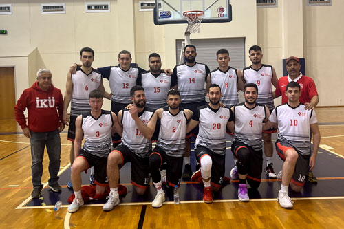 İKÜ Basketbol Takımı
