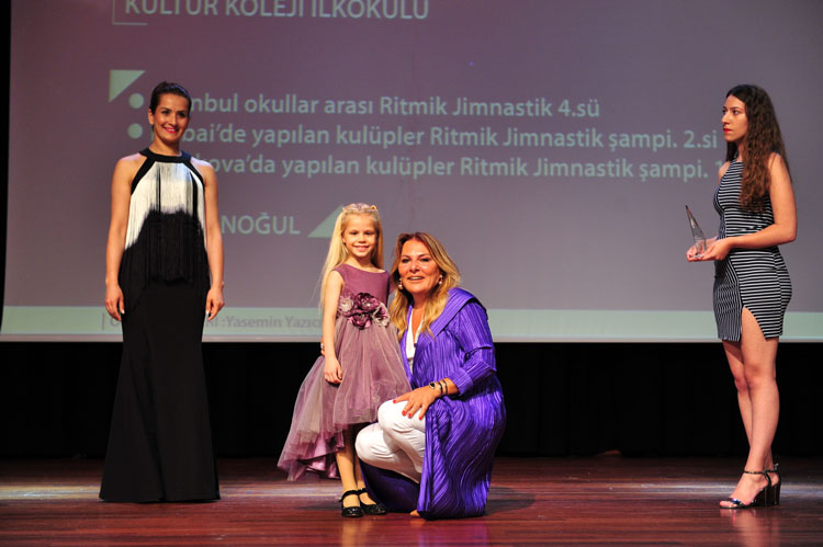 Best of Kültür 2018 ödül töreninde konuşan İstanbul Kültür Eğitim Kurumları (İKEK) Yönetim Kurulu Üyesi