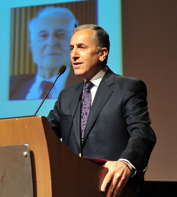 Prof. Dr. Erhan Güzel