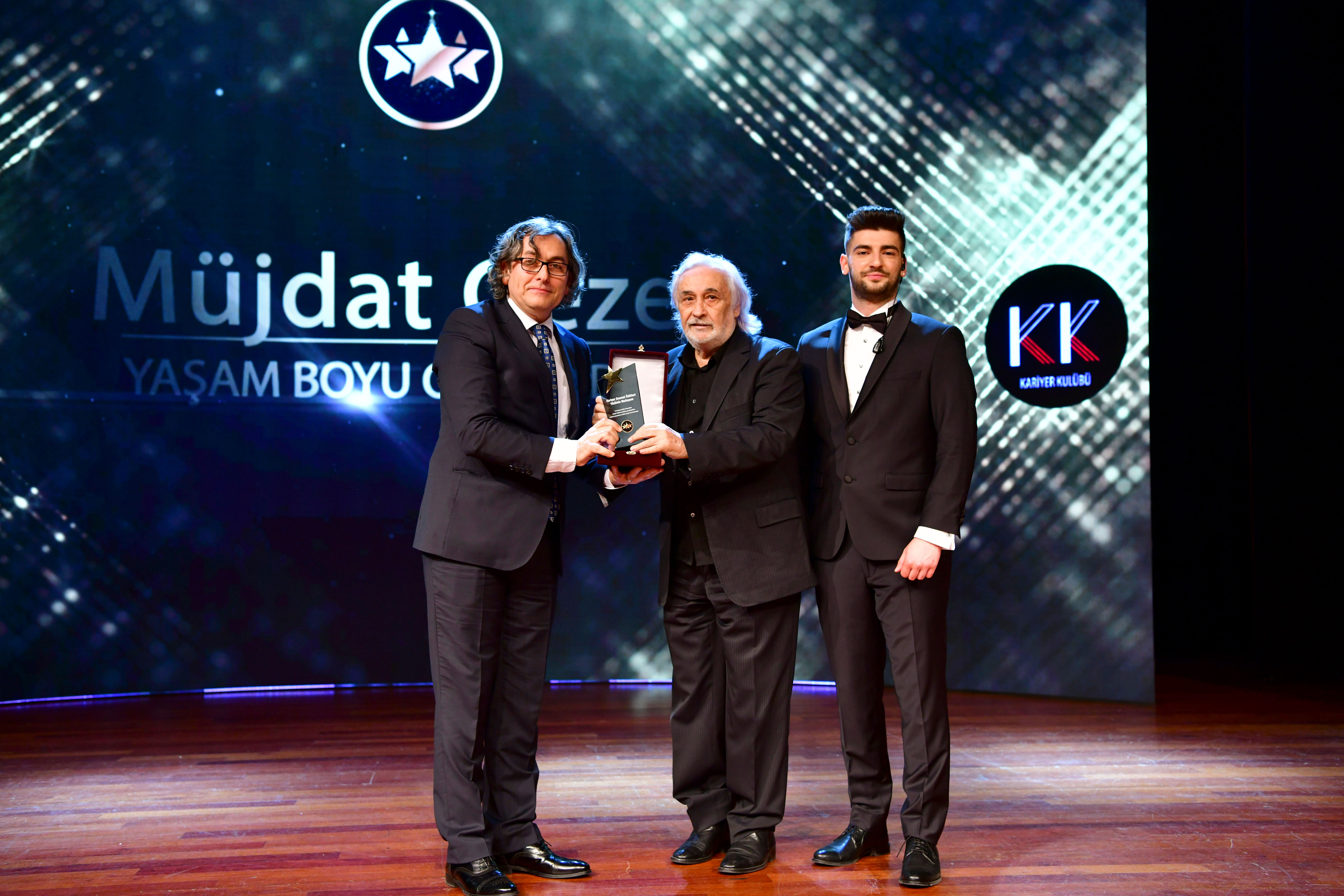 İKÜ Kariyer Onursal Ödülleri