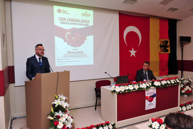 “Zor Zamanlarda Türkiye-Avrupa Dostluğu” Konferansı 