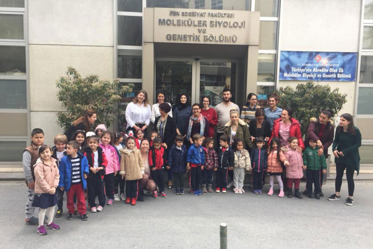 Kültür Anaokulu MOBİGEN Laboratuvarını Ziyaret Etti