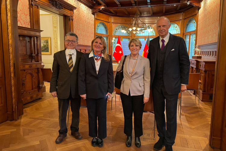 T.C. İstanbul Kültür Üniversitesi ve Deutsche Management Akademie Niedersachsen (DMAN) İş Gücü Sözleşmesi Törenle İmzalandı