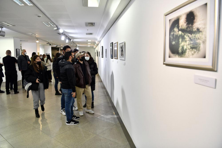 “Geçit / Gate” İsimli Uluslararası Karma Sergi İKÜSAG’da Açıldı