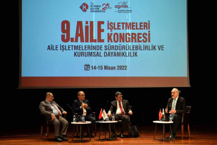 9. Aile İşletmeleri Kongresi’nde Anı Ödülleri Sahiplerini Buldu