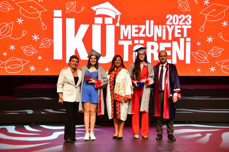 İstanbul Kültür Üniversitesi (İKÜ) 2022-2023 Mezuniyet Töreni